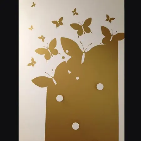 Apartma Gorgeous Flat With Garage *