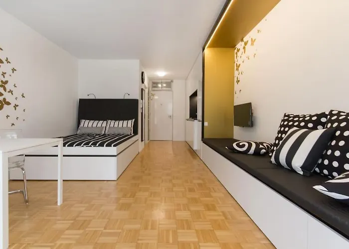 Apartment Gorgeous Flat With Garage