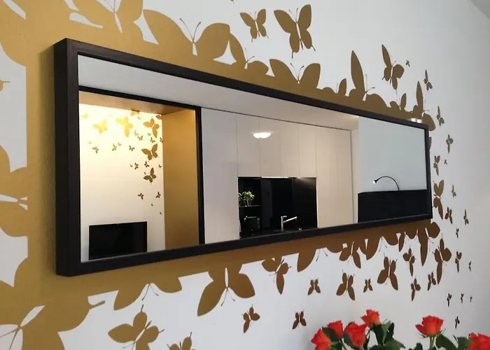 Gorgeous Flat With Garage アパート