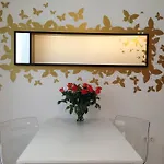 Gorgeous Flat With Garage ليوبليانا