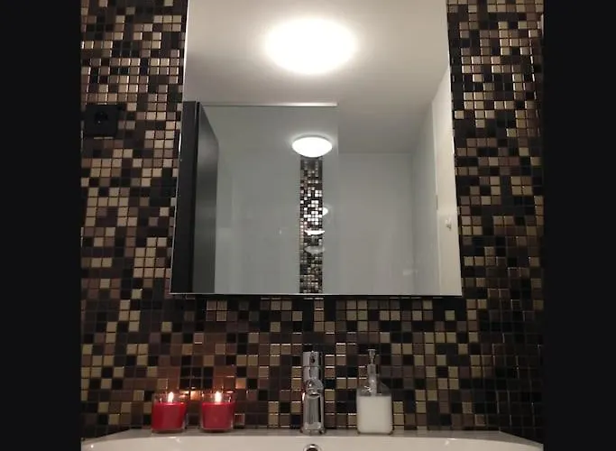 Gorgeous Flat With Garage Apartmán *