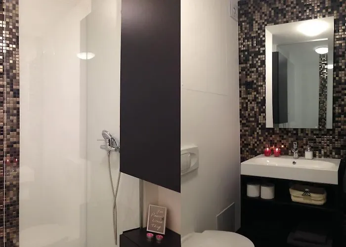 Gorgeous Flat With Garage Apartmán